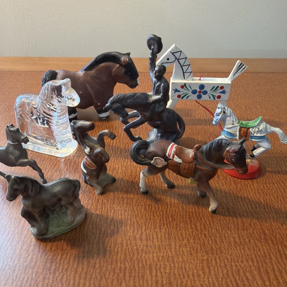 Vtg Lot Of Horse Miniatures: Scandanavian Glass, Wade, Silver, Cast Iron +
